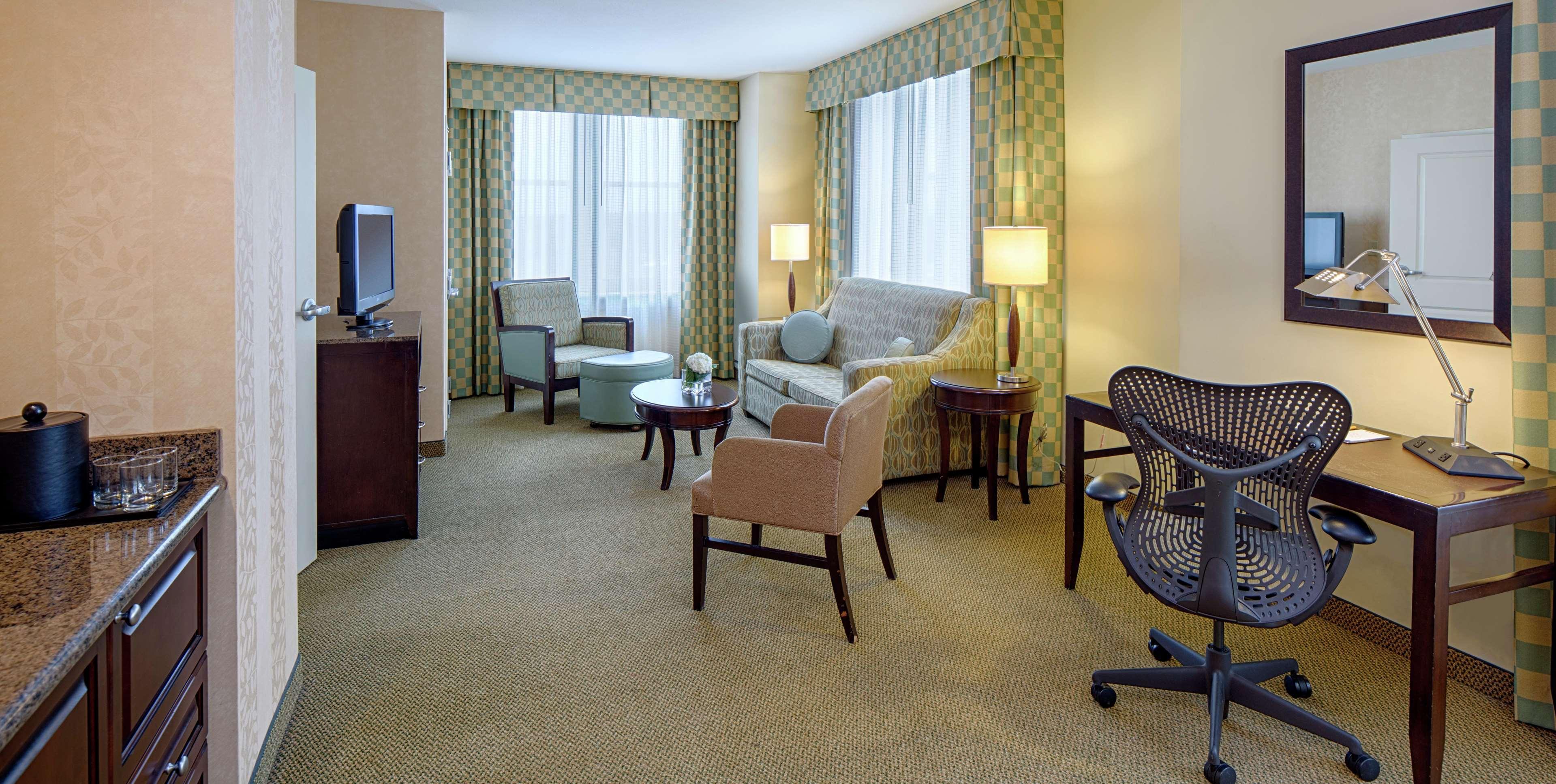 Hilton Garden Inn Jackson Downtown Exterior photo